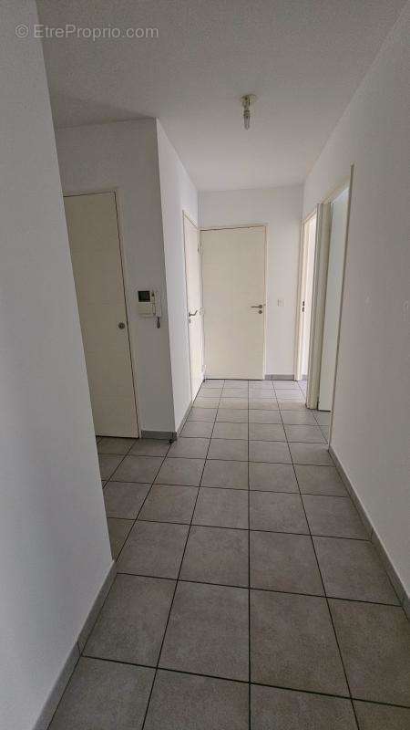 Appartement à VALLAURIS