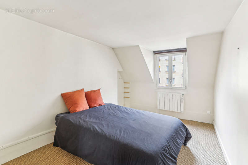 Appartement à PARIS-6E