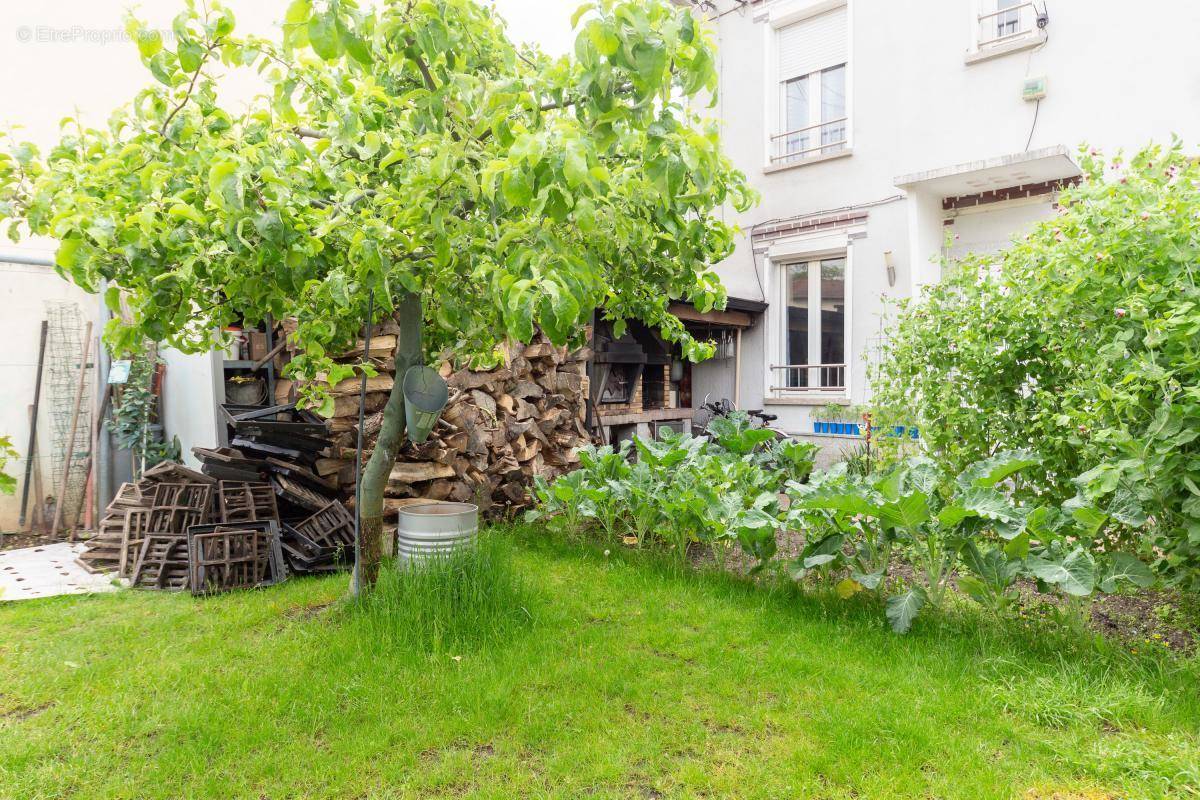 Maison à CHAMPIGNY-SUR-MARNE