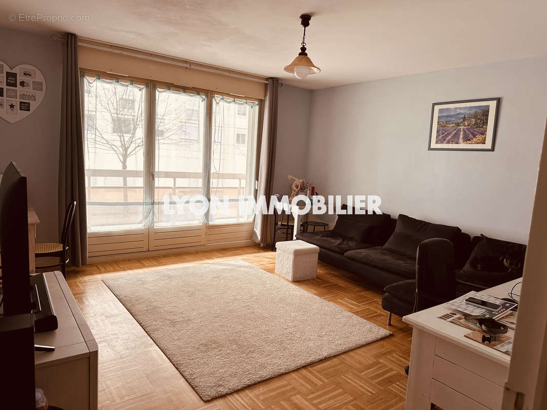 Appartement à LYON-8E