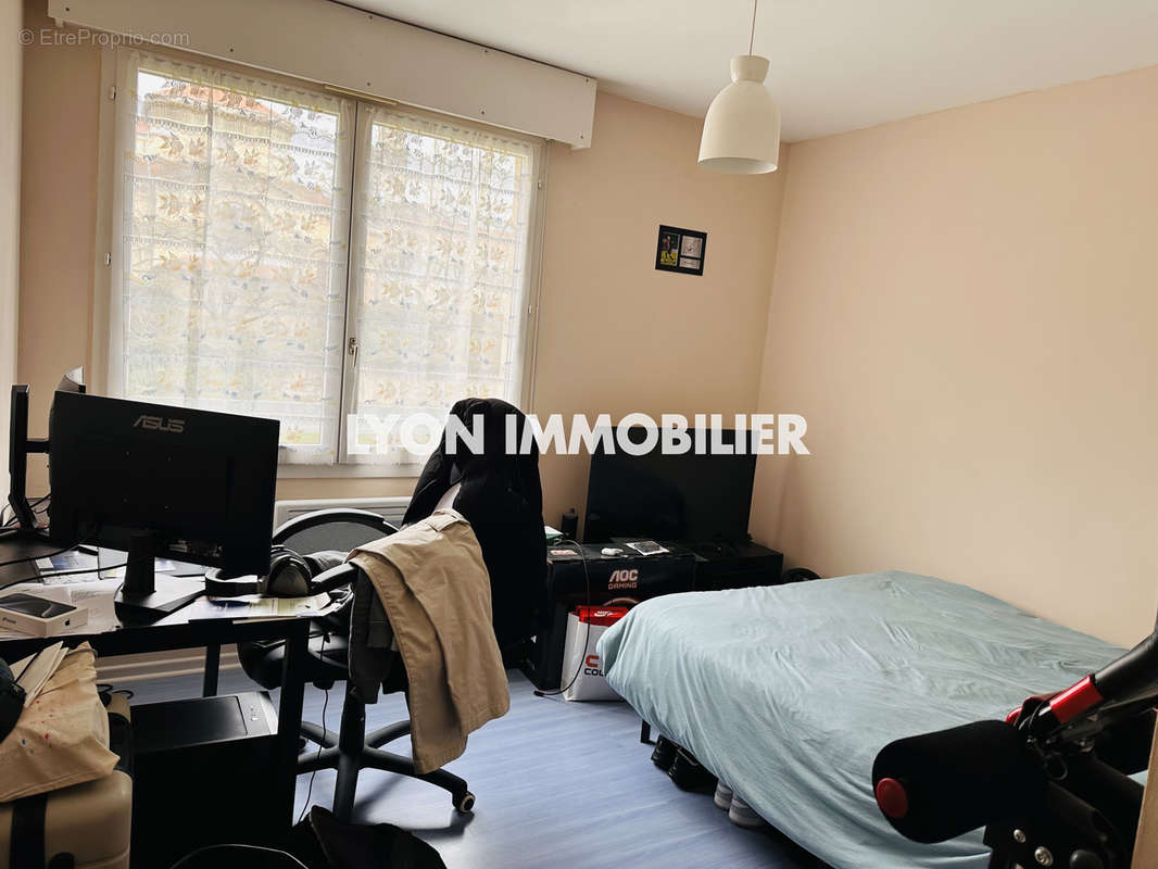 Appartement à LYON-8E