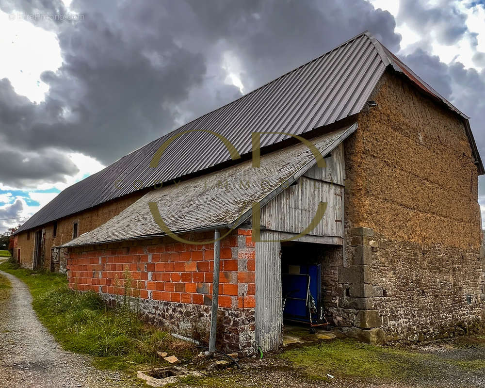 Maison à LENGRONNE