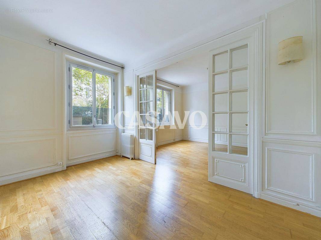 Appartement à PARIS-19E