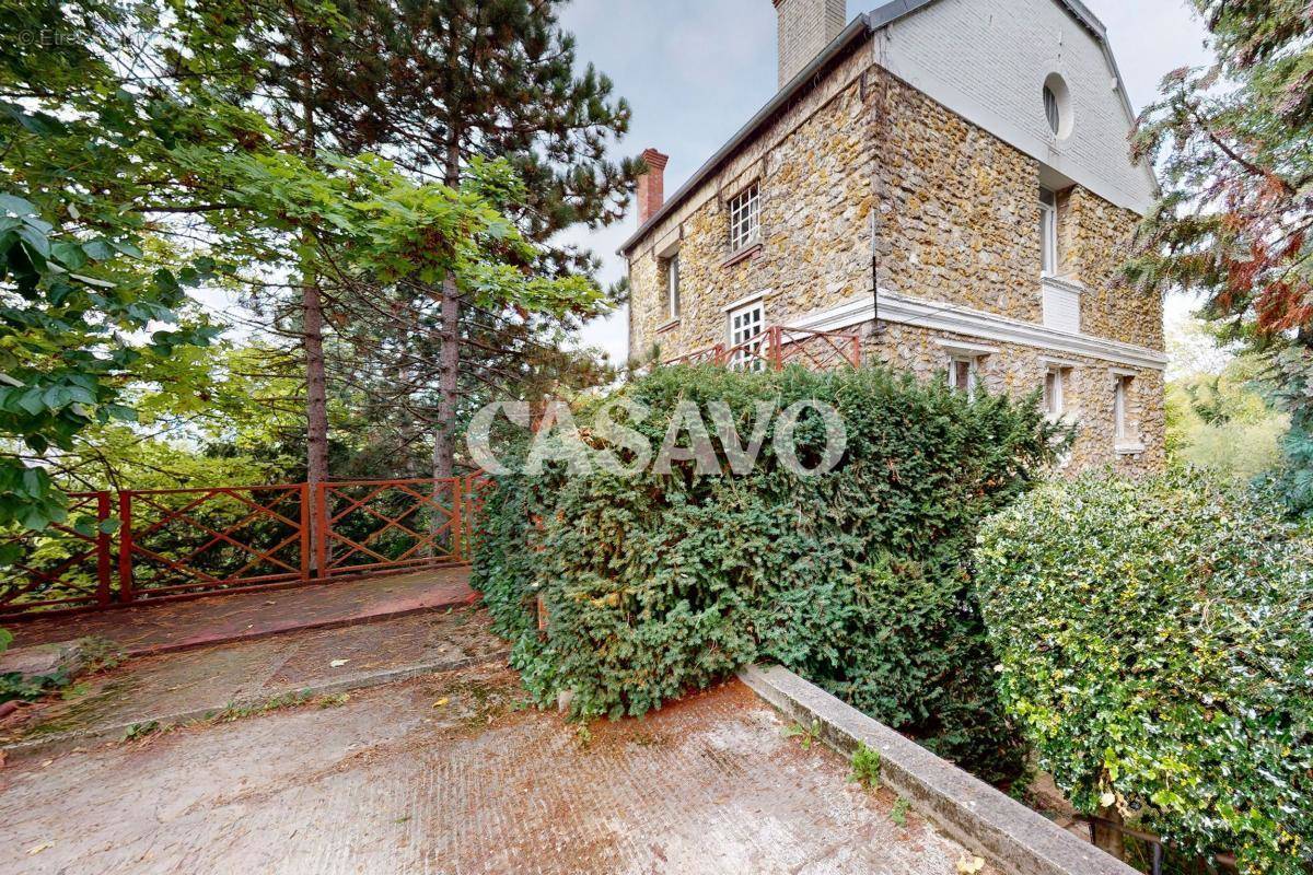 Maison à LA FRETTE-SUR-SEINE