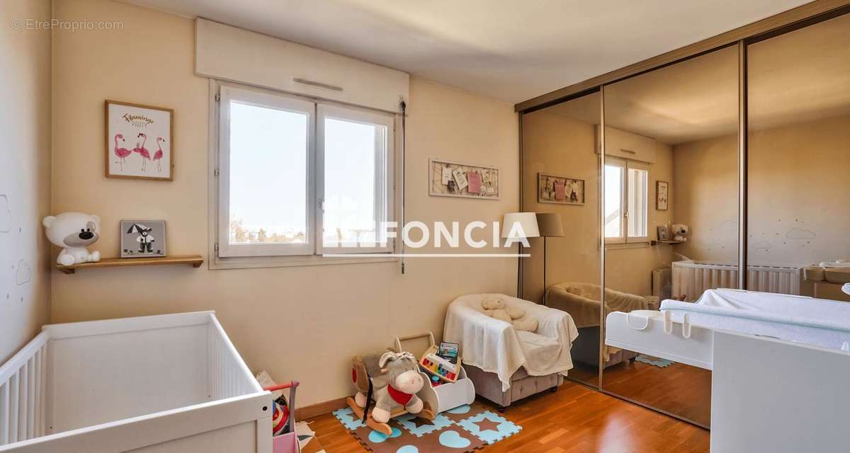 Appartement à RUEIL-MALMAISON