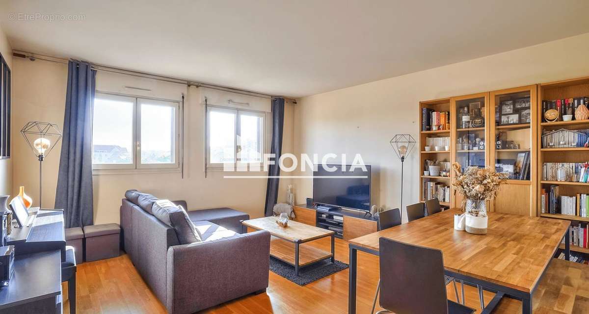 Appartement à RUEIL-MALMAISON