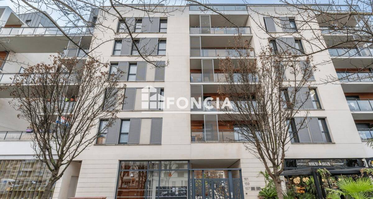 Appartement à COLOMBES