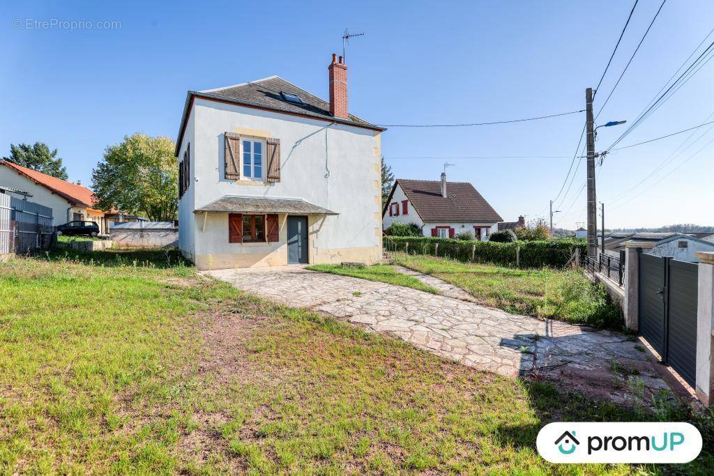 Maison à SAINT-LEGER-DES-VIGNES