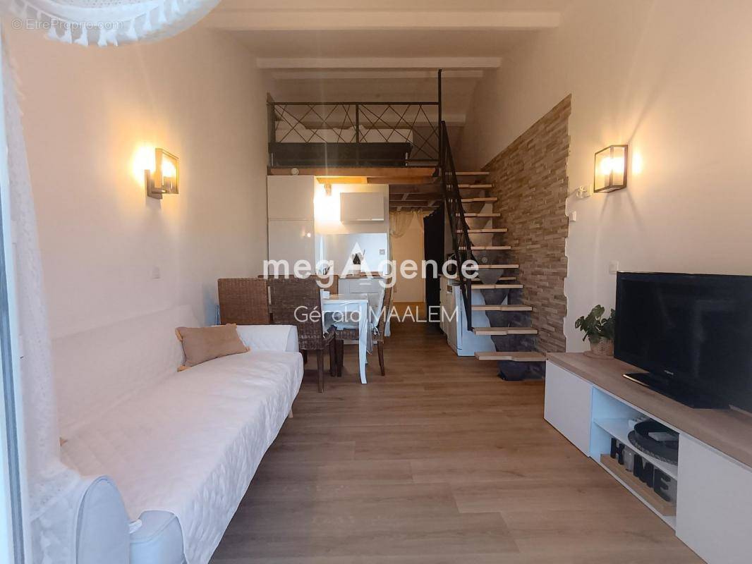 Appartement à GRIMAUD