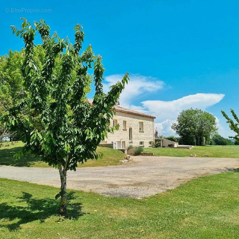 Maison à CAUSSADE