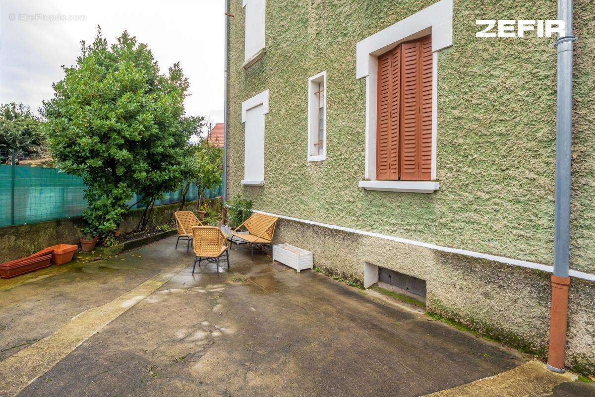 Appartement à AIX-LES-BAINS