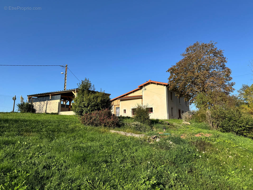 Maison à COURPIERE