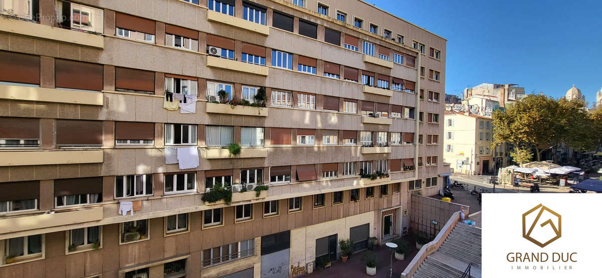 Appartement à MARSEILLE-2E