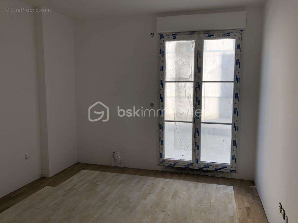 Appartement à SERRIS