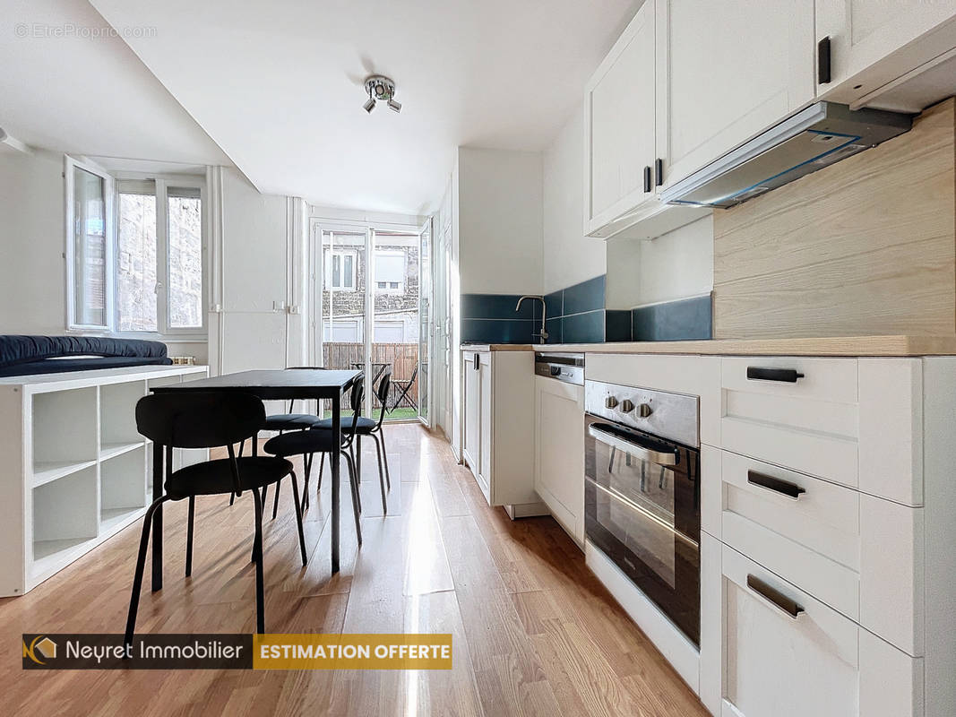 Appartement à SAINT-ETIENNE