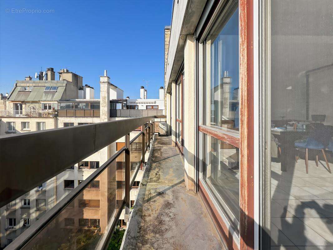 Appartement à PARIS-15E