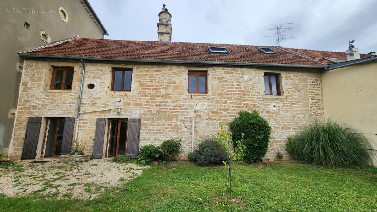 Appartement à MARSANNAY-LA-COTE