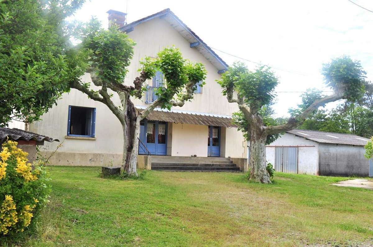 Maison à GAMARDE-LES-BAINS