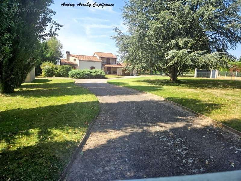 Maison à LEZOUX