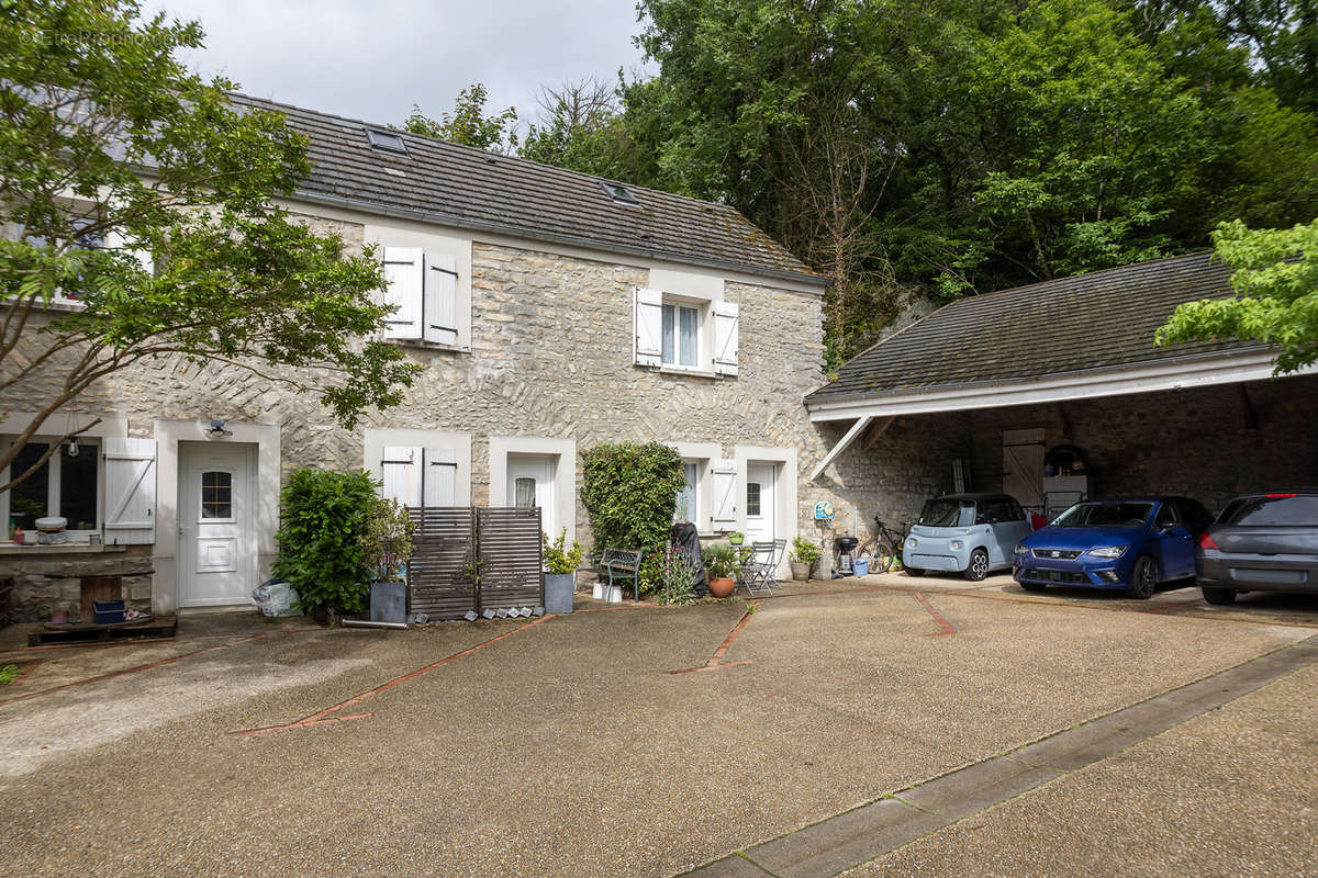 Appartement à BOISSY-LE-CUTTE