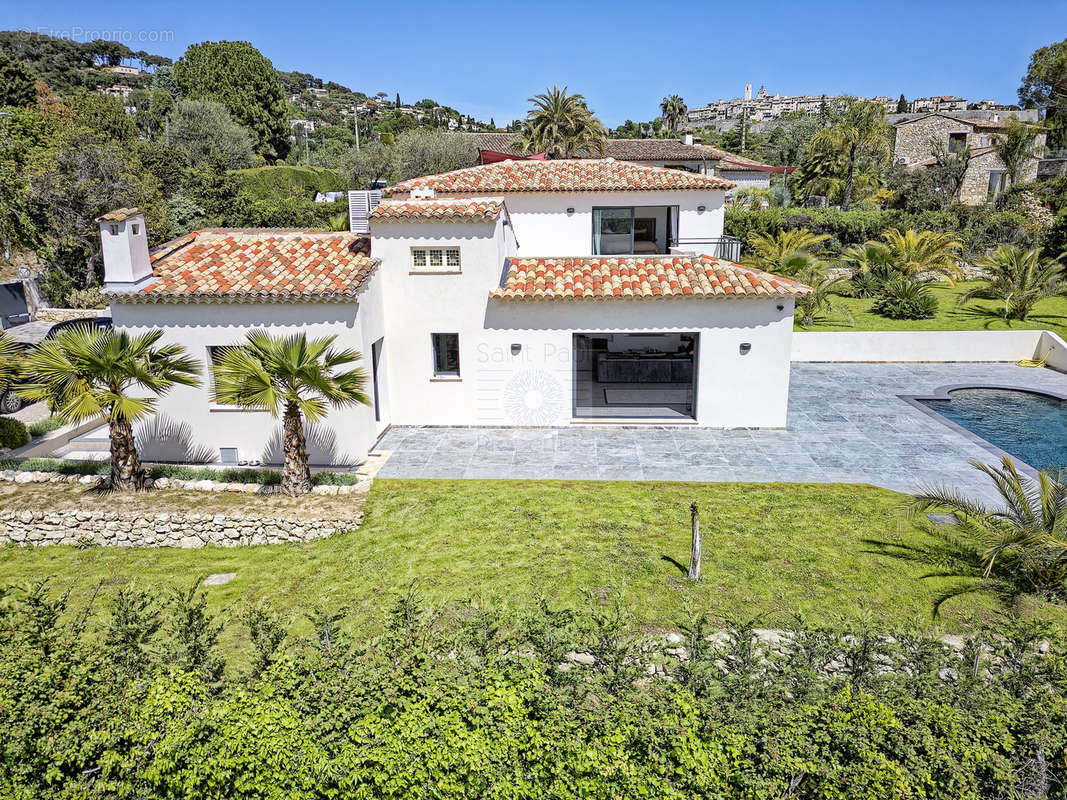 Maison à LA COLLE-SUR-LOUP