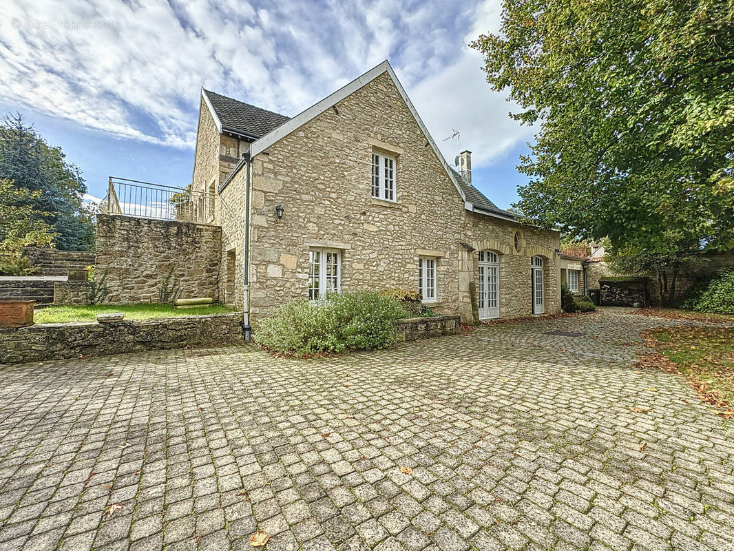 Maison à HERMONVILLE