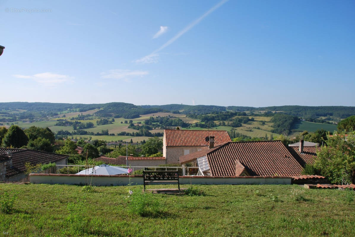 Maison à VILLENEUVE-SUR-LOT