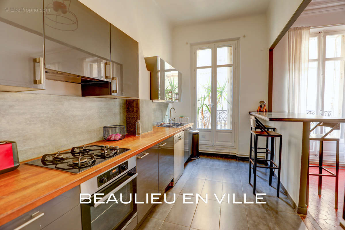 Appartement à MARSEILLE-6E