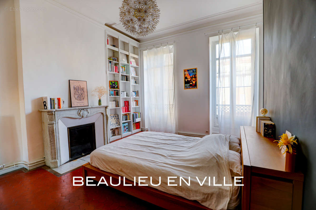 Appartement à MARSEILLE-6E