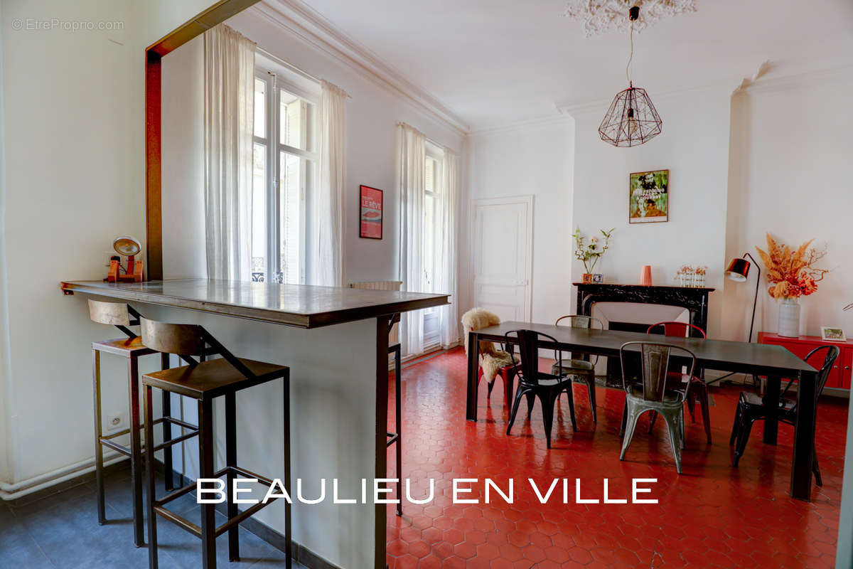 Appartement à MARSEILLE-6E