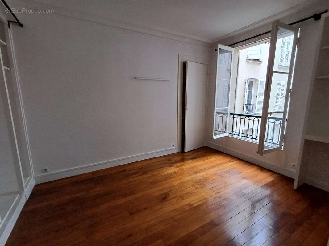 Appartement à PARIS-6E