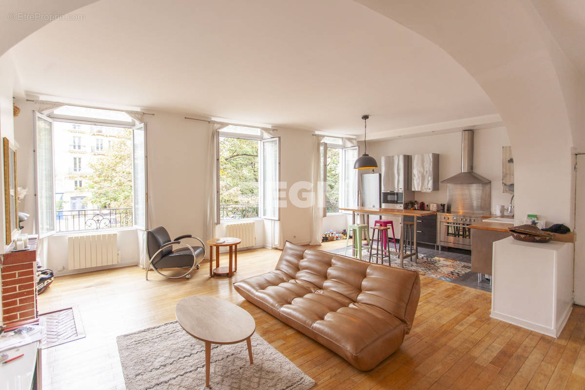 Appartement à PARIS-11E