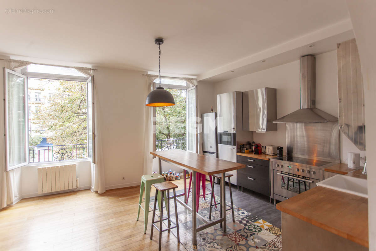 Appartement à PARIS-11E