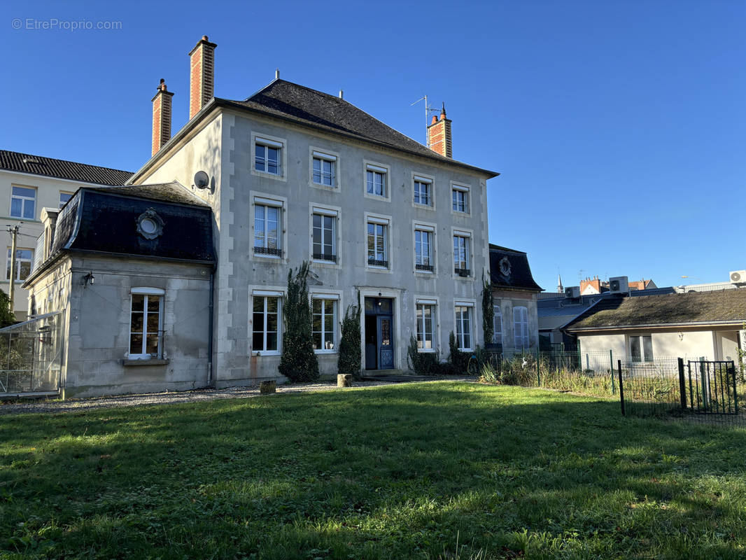 Maison à CHATILLON-SUR-SEINE