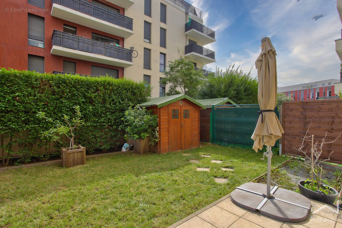 Appartement à COLOMBES