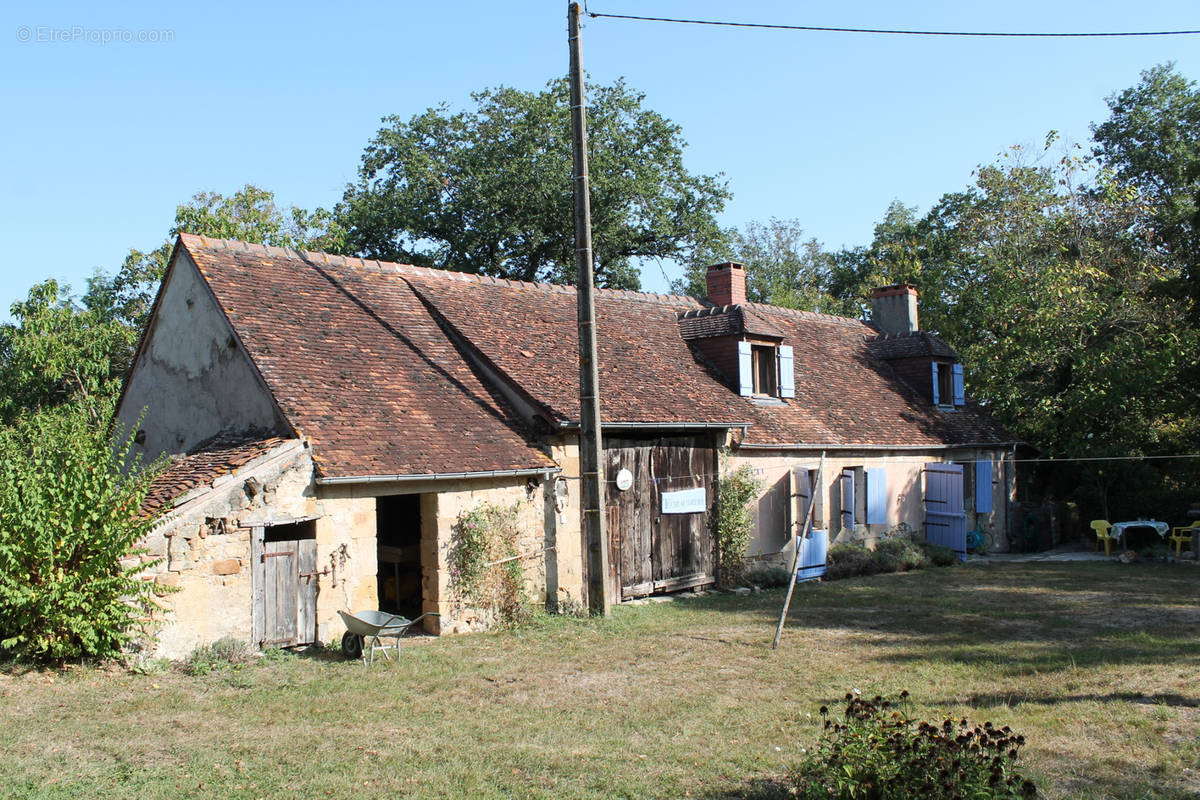 Maison à LOUROUX-BOURBONNAIS