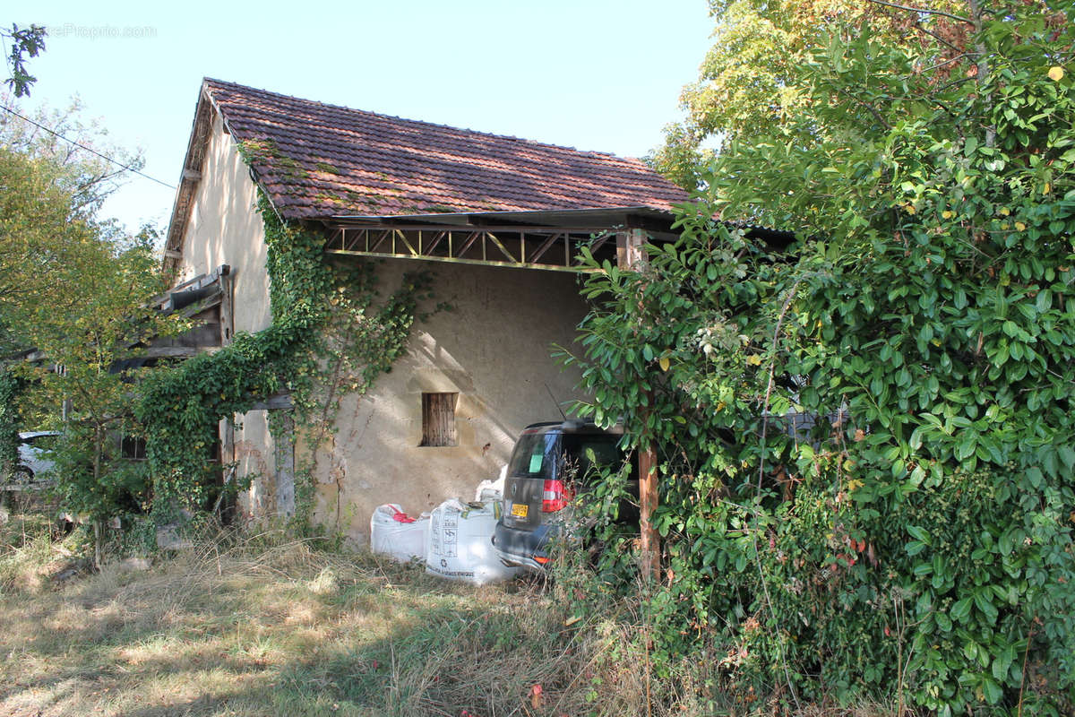 Maison à LOUROUX-BOURBONNAIS