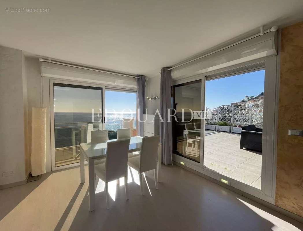 Appartement à ROQUEBRUNE-CAP-MARTIN