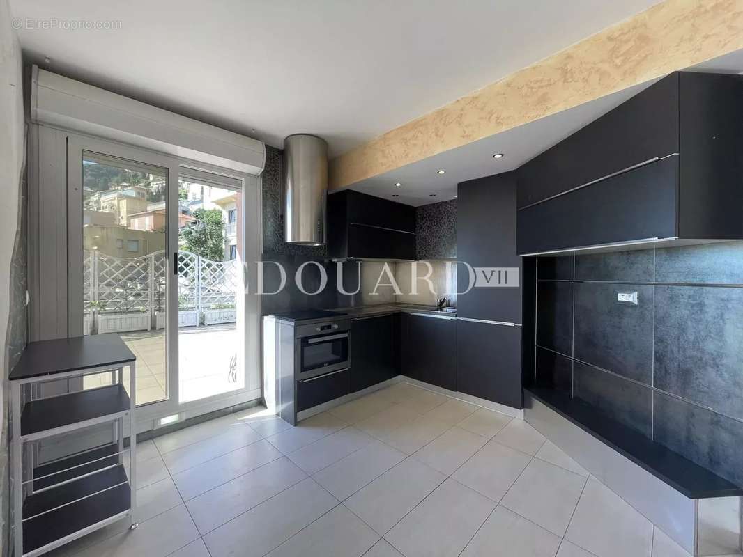 Appartement à ROQUEBRUNE-CAP-MARTIN