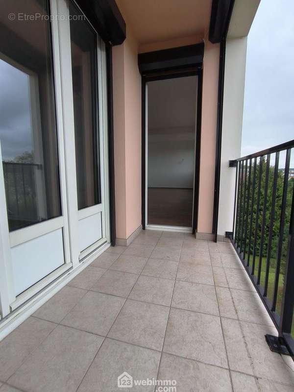 Le balcon de 4 m² avec vue dégagée sur... - Appartement à SOISSONS