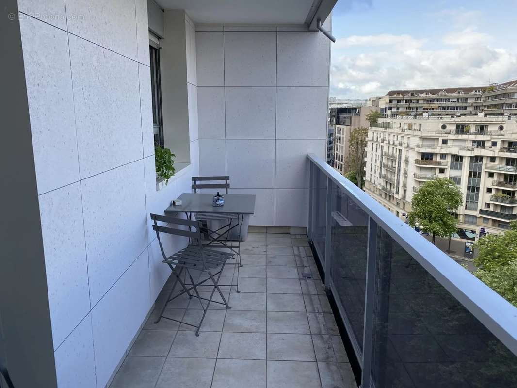 Appartement à PARIS-15E