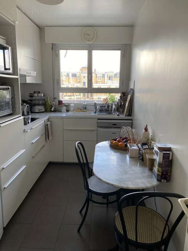 Appartement à PARIS-15E