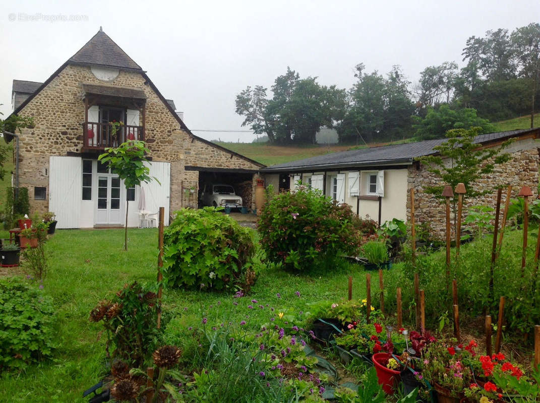 3 - Maison à OLORON-SAINTE-MARIE