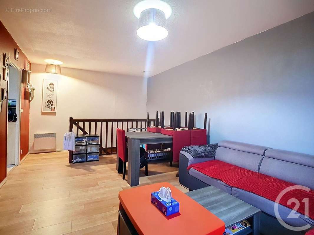 Appartement à MOISSY-CRAMAYEL