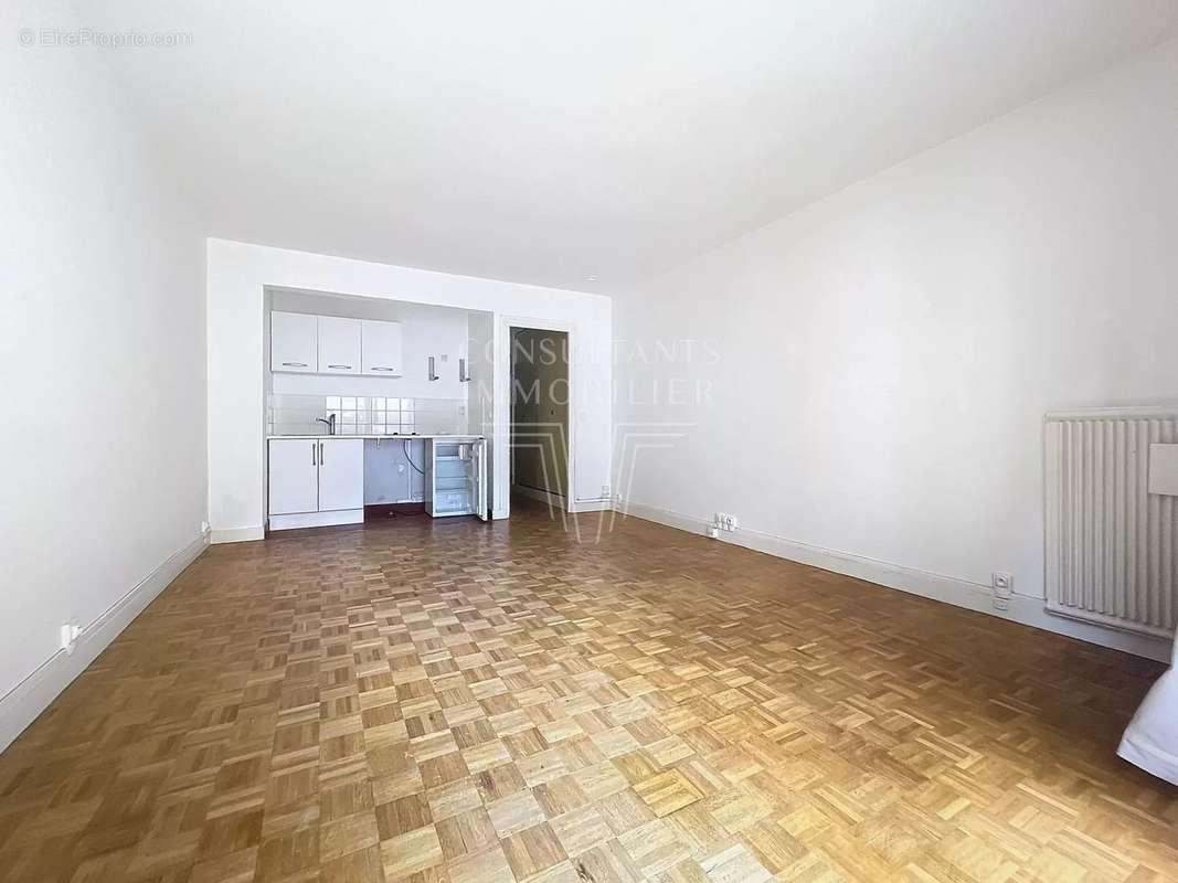 Appartement à PARIS-5E