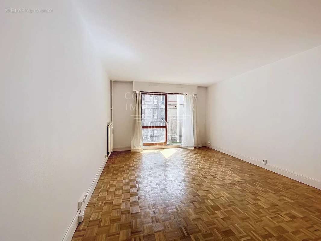 Appartement à PARIS-5E