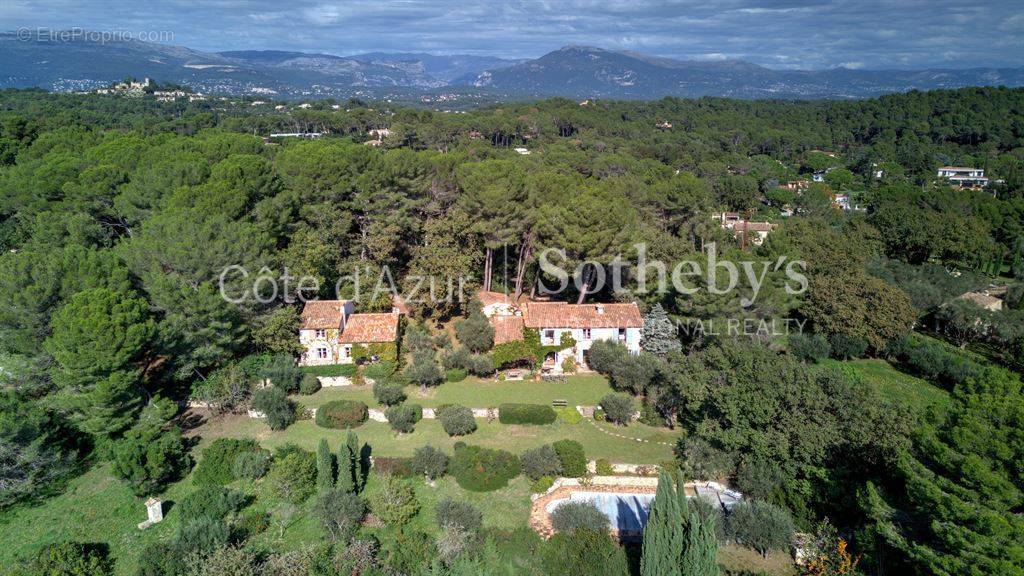 Maison à MOUGINS