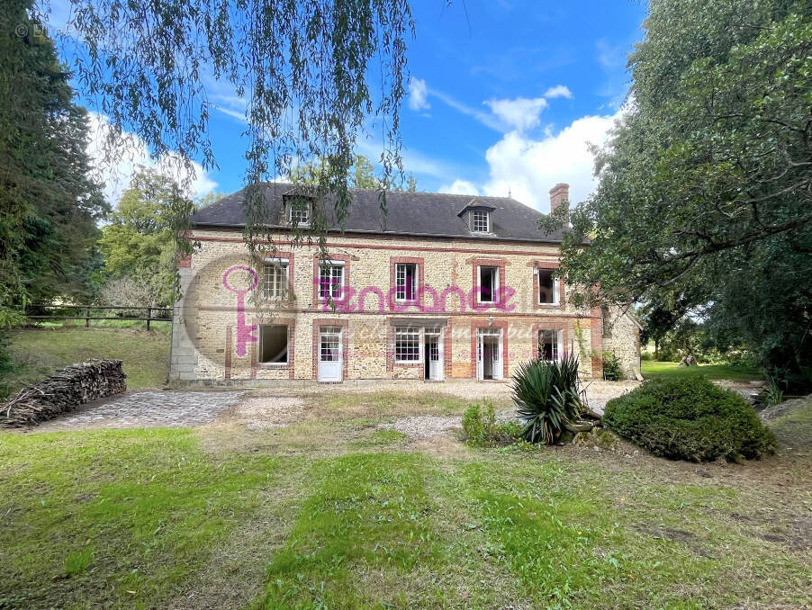 Maison à MOULINS-LA-MARCHE