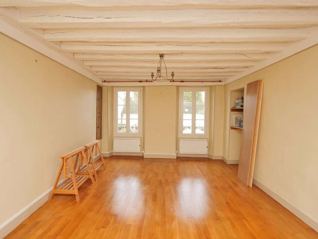 Appartement à FONTAINEBLEAU