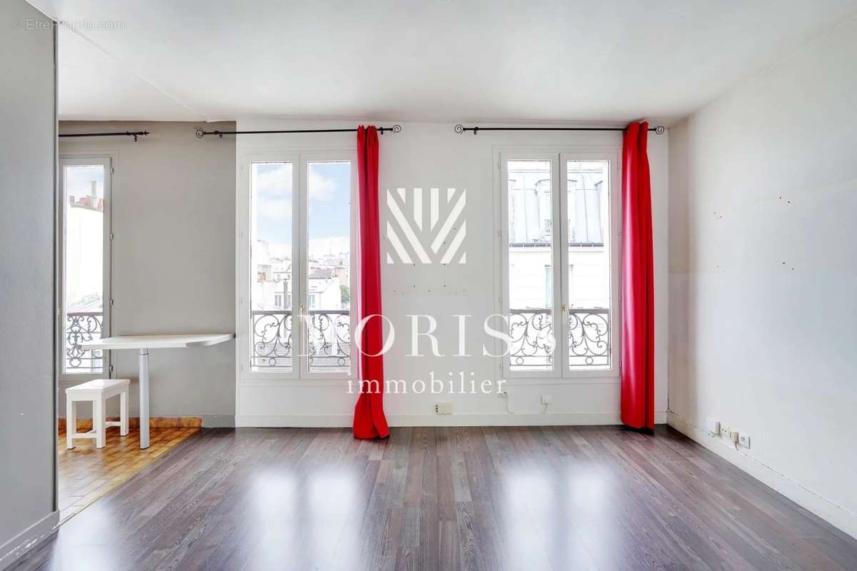 Appartement à PARIS-17E